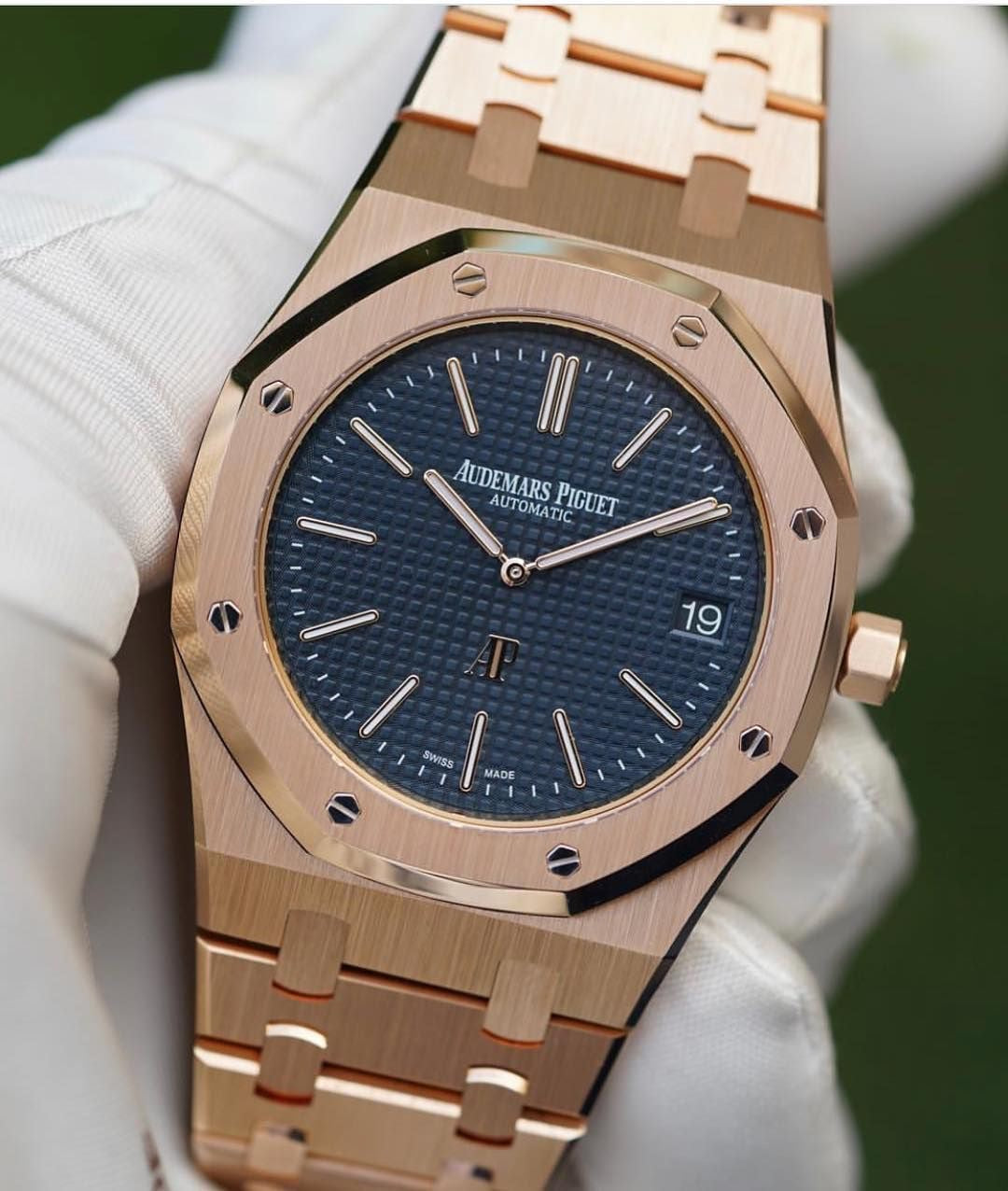 Audemars Piguet — Montre Homme Dorée