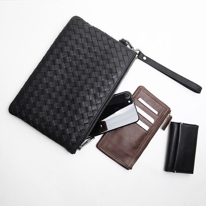 Pochette en cuir tressé